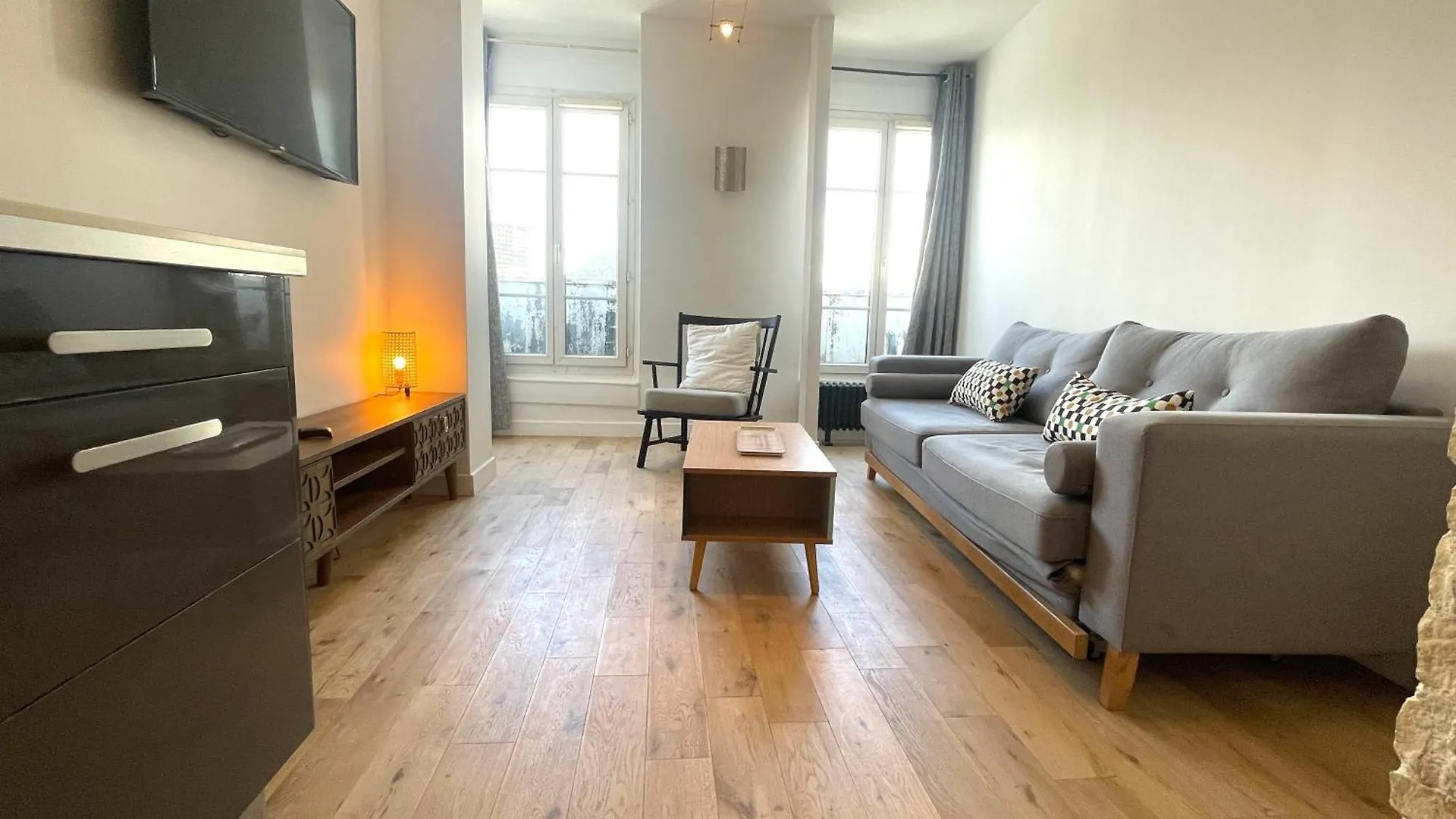 Superbe Haussmannien Suspendu Apartment *